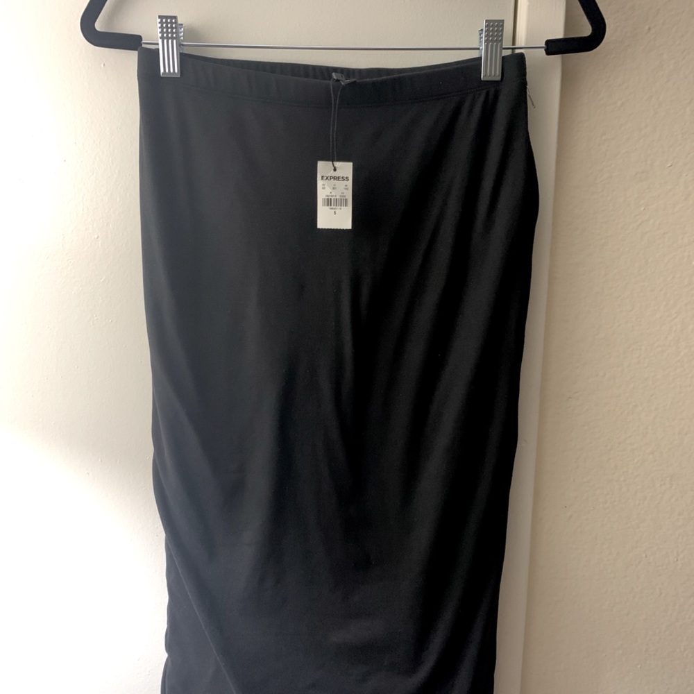 Express Midi Skirt